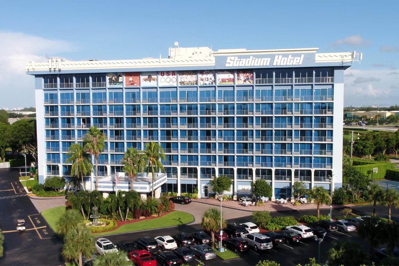 Stadium Hotel Маями Гарденс Екстериор снимка