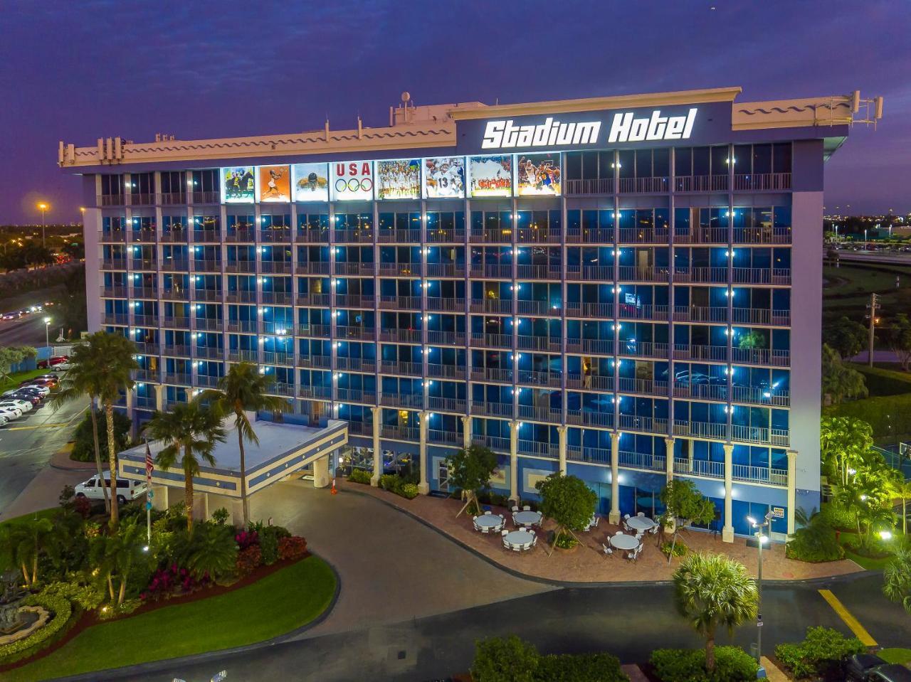 Stadium Hotel Маями Гарденс Екстериор снимка