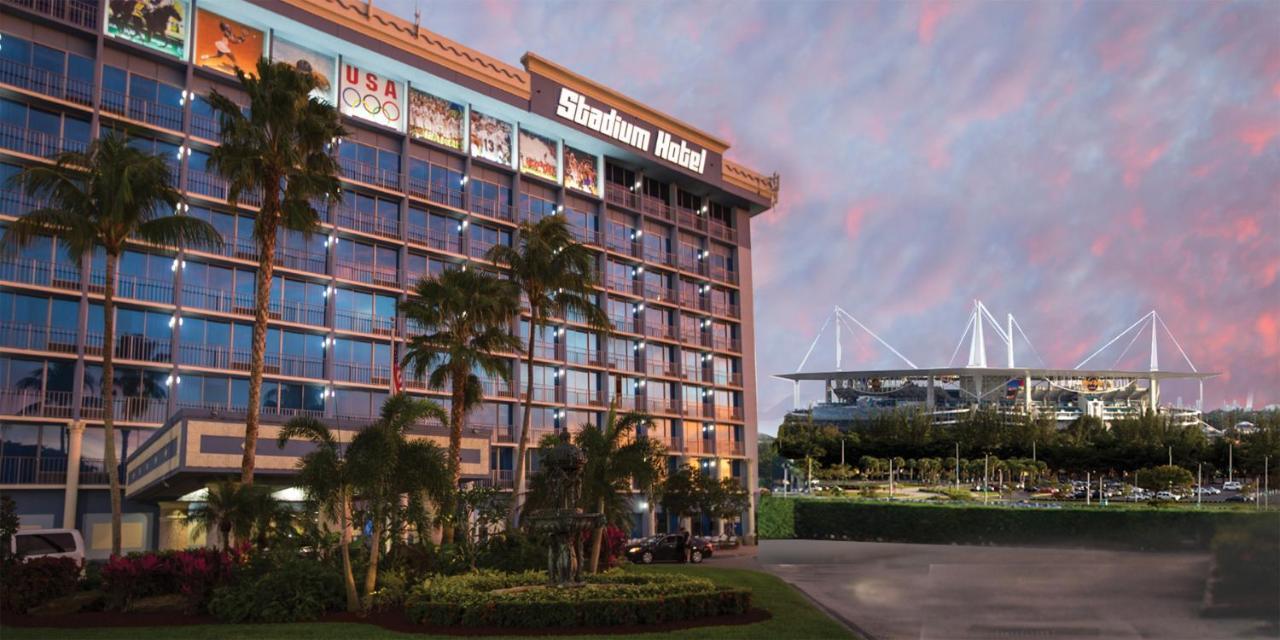 Stadium Hotel Маями Гарденс Екстериор снимка